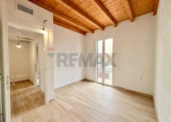 Stanza vuota - Casa indipendente Via Luciano Manara
 
21, San Giuliano Milanese - foto 26