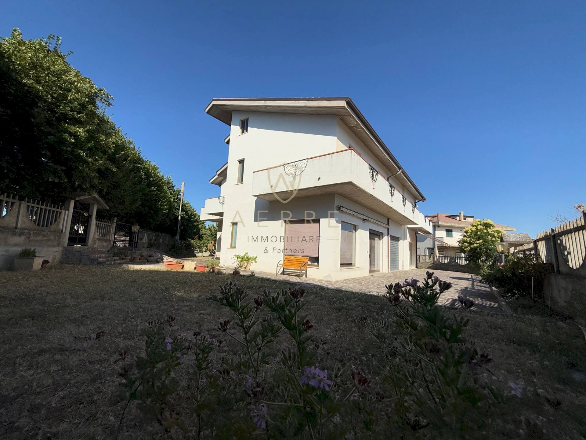 Foto 1 - Villa Via Roma
 
3/A, Civitaquana - foto 1
