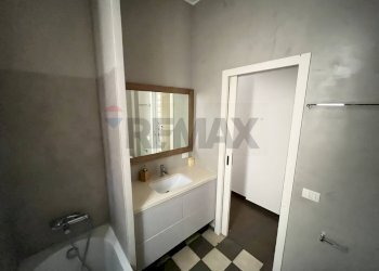 Bagno - Trilocale Via Dalmazia
 
94, Bari - foto 16