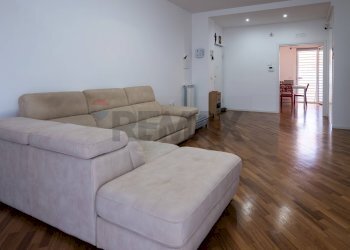 Soggiorno - Trilocale Via Fratelli De Filippo
 
27, Bari - foto 4