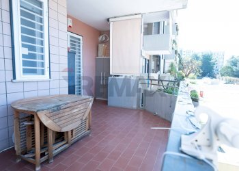 Balcone - Trilocale Via Fratelli De Filippo
 
27, Bari - foto 16