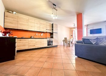 Foto 3 - Three-room apartment via vaccarolo, Desenzano del Garda - photo 3