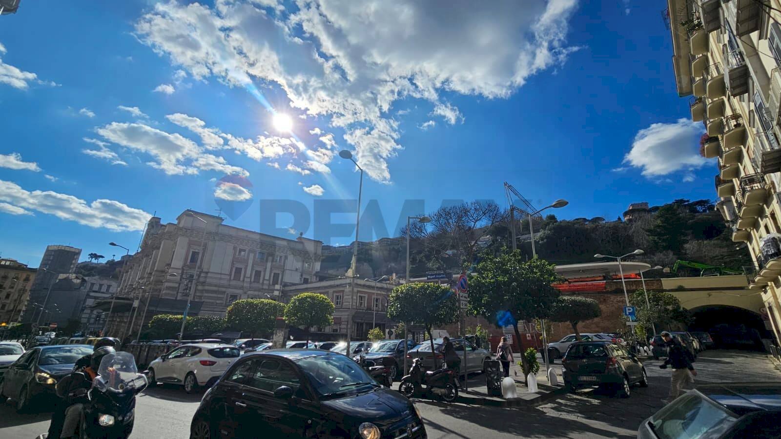 Edificio all\'aperto - Bilocale Napoli - foto 3