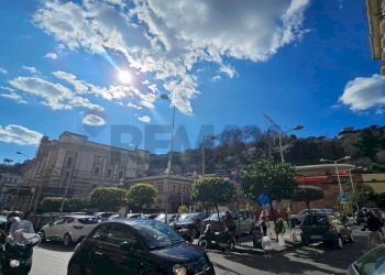 Edificio all\'aperto - Bilocale Napoli - foto 3