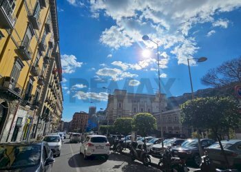 Edificio all\'aperto - Bilocale Napoli - foto 5