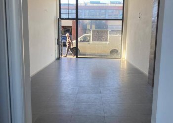 Foto 2 - Negozio piazza del mercato
 
11, Cattolica - foto 2