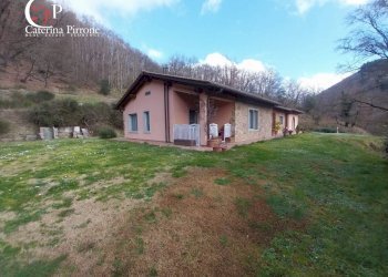 Foto 14 - Villa via del Lago
 
1, Londa - foto 14