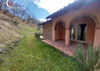 Foto 16 - Villa via del Lago
 
1, Londa - foto 16