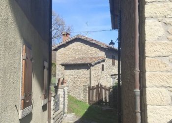 Foto 3 - Casa semi indipendente LOC. LE LASTRE
 
152, Castel San Niccolò - foto 3