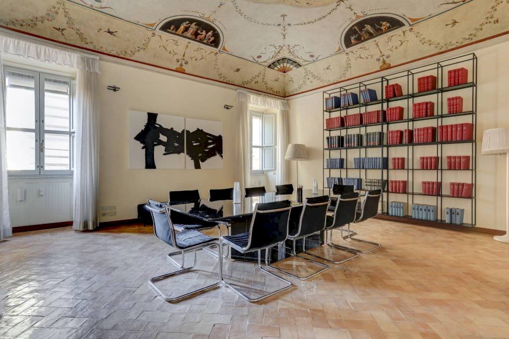 Salone - Office via del Teatro Valle, 19, Roma (neighborhood Centro Storico) - photo 1