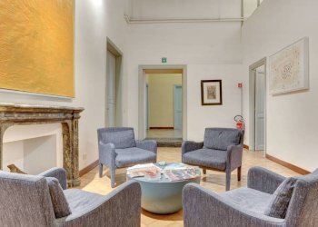 Salone - Office via del Teatro Valle, 19, Roma (neighborhood Centro Storico) - photo 2