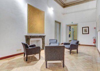 Salone - Office via del Teatro Valle, 19, Roma (neighborhood Centro Storico) - photo 4