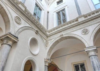 Interno palazzo - Office via del Teatro Valle, 19, Roma (neighborhood Centro Storico) - photo 23