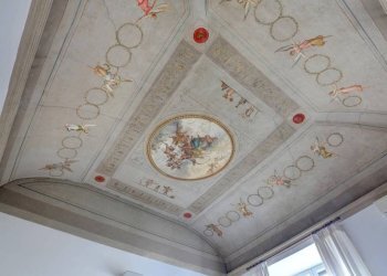 Interno palazzo - Office via del Teatro Valle, 19, Roma (neighborhood Centro Storico) - photo 6