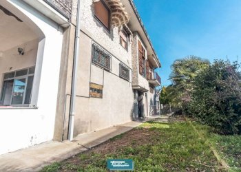 Facciata - Villa via Borgomanero, Cureggio - foto 27