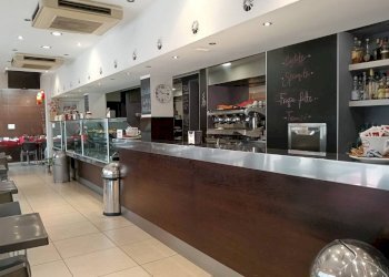 Interno non residenziale - Bar Tavola Calda - Fredda corso Italia, Gaeta - foto 1