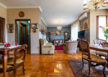 Salone - Four-room apartment via Giovanni Battista Bodoni, 34/C, Saluzzo - photo 1