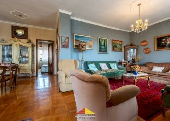 Salone - Four-room apartment via Giovanni Battista Bodoni, 34/C, Saluzzo - photo 3