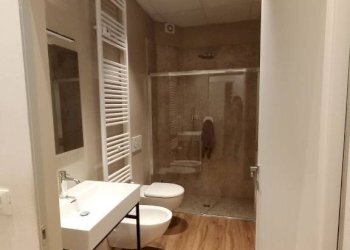 Bagno - Monolocale corso Duca degli Abruzzi, 48, Torino (zona Crocetta) - foto 27