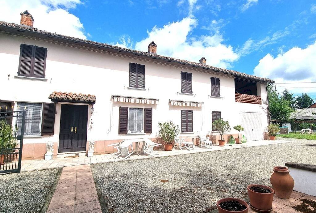 Facciata - Rustic Incisa Scapaccino - photo 2