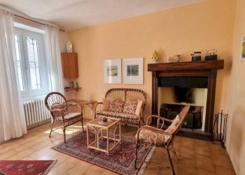 Salone - Rustico Incisa Scapaccino - foto 13