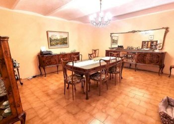 Salone - Rustico Incisa Scapaccino - foto 15