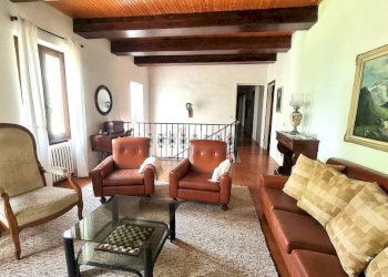 Salone - Rustico Incisa Scapaccino - foto 30