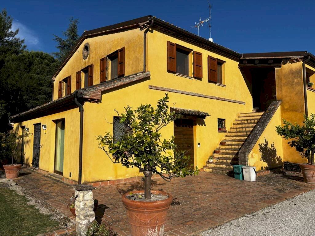 Facciata - Rustico via San Germano, 10, Camerano - foto 2