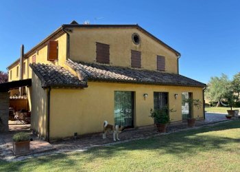 Facciata - Rustico via San Germano, 10, Camerano - foto 2