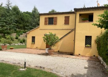 Facciata - Rustico via San Germano, 10, Camerano - foto 3