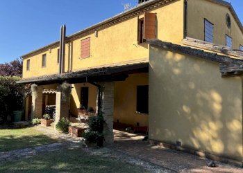 Facciata - Rustico via San Germano, 10, Camerano - foto 5