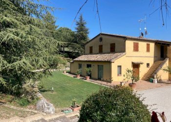 Facciata - Rustico via San Germano, 10, Camerano - foto 6