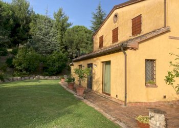Giardino - Rustico via San Germano, 10, Camerano - foto 8