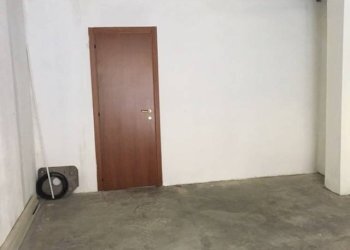 Dettagli - Box via Aspromonte, Alessandria - foto 4