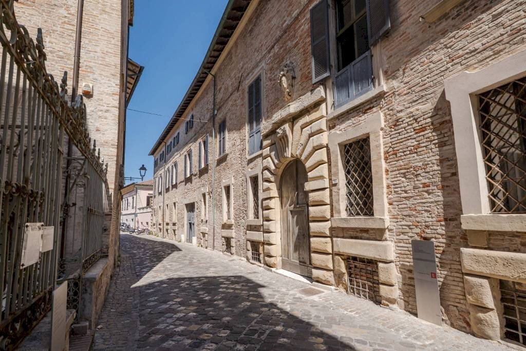 Facciata - Stable - Palace via Castruccio Castracane, Fano - photo 2