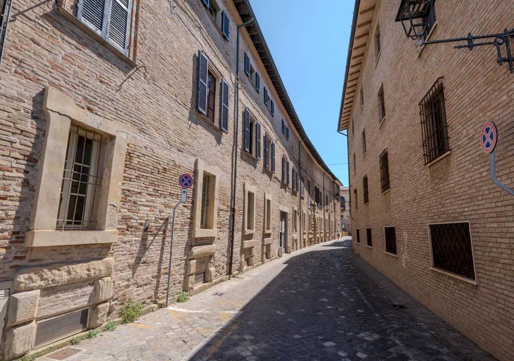Facciata - Stable - Palace via Castruccio Castracane, Fano - photo 3