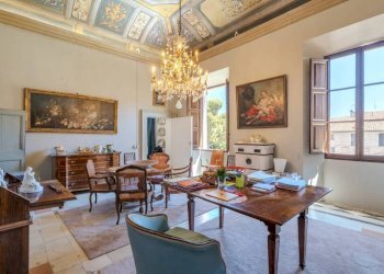 Salone - Stabile - Palazzo via Castruccio Castracane, Fano - foto 15