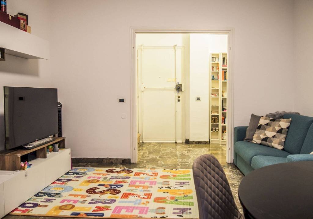 Salone - Bilocale via Luigi Soderini, 35, Milano (zona Lorenteggio) - foto 2