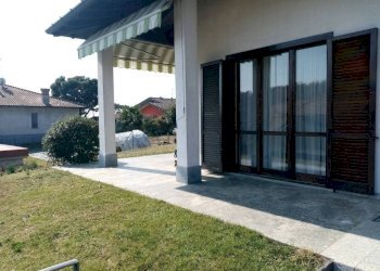 Portico - Villa via Cadore, Mornago - foto 2