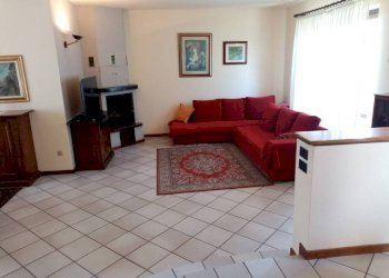 Salone - Villa via Cadore, Mornago - foto 7