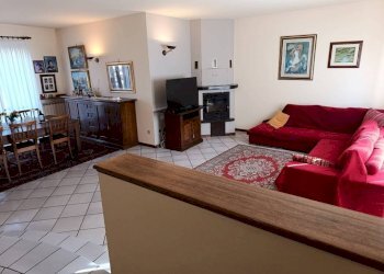 Salone - Villa via Cadore, Mornago - foto 8