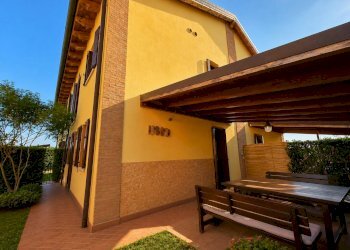 Foto 1 - Villa a Schiera Via Della Crispa, Ferrara - foto 1