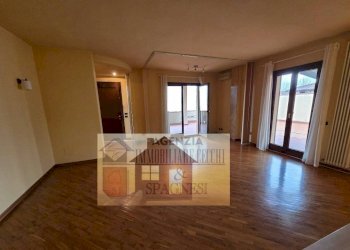 Salone - Quadrilocale via Ciro Menotti, Poggio a Caiano - foto 13