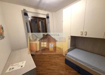 Camera da letto - Quadrilocale via Ciro Menotti, Poggio a Caiano - foto 19