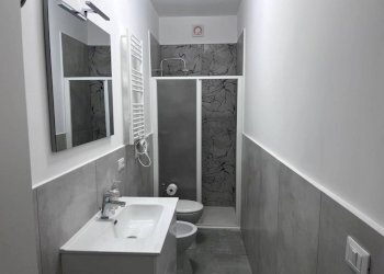 Bagno - Quadrilocale via dei Mandorli, 14, Roma (zona Alessandrino) - foto 15