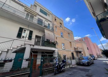 Facciata - Quadrilocale via dei Mandorli, 14, Roma (zona Alessandrino) - foto 24