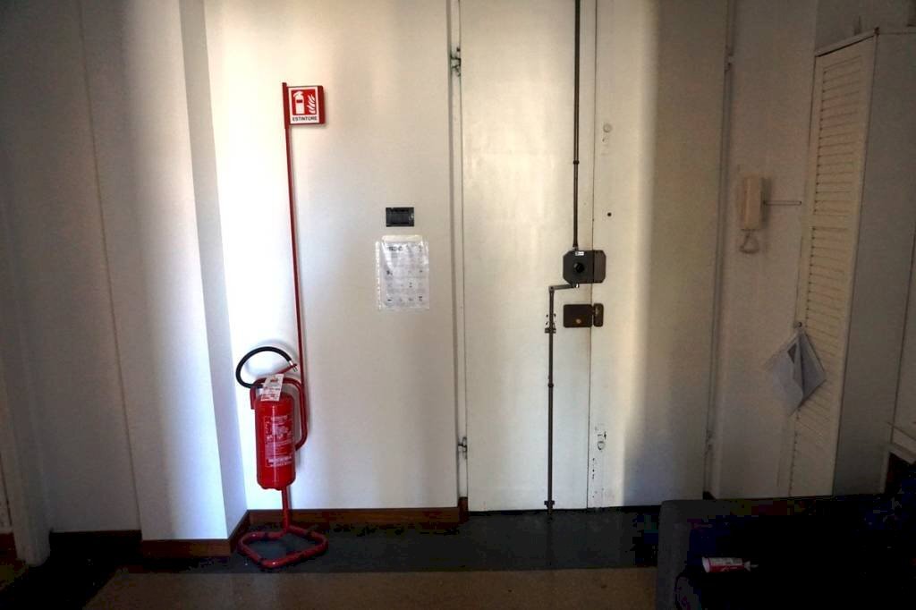 Ingresso - Trilocale via Antonio Cantore, 7, Genova (zona Sampierdarena) - foto 3