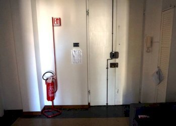 Ingresso - Trilocale via Antonio Cantore, 7, Genova (zona Sampierdarena) - foto 3