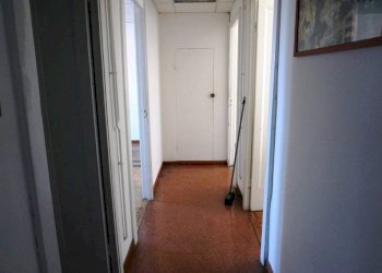 Corridoio - Trilocale via Antonio Cantore, 7, Genova (zona Sampierdarena) - foto 4