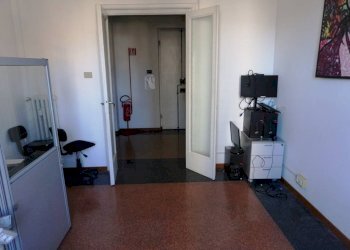 Ufficio - Trilocale via Antonio Cantore, 7, Genova (zona Sampierdarena) - foto 6